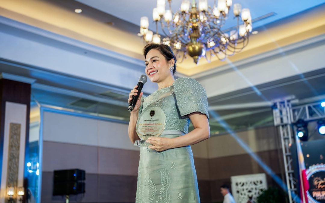 Beverly M. Dayanan Receives Philippine Choice Award for Outstanding Humanitarian Service